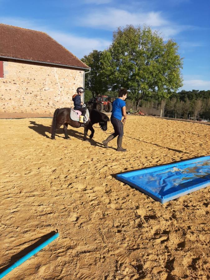 Gite Equestre Domaine Des Crins - Monpazier Capdrot Exterior photo
