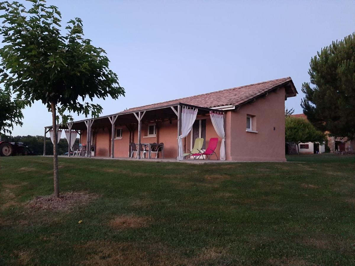 Gite Equestre Domaine Des Crins - Monpazier Capdrot Exterior photo